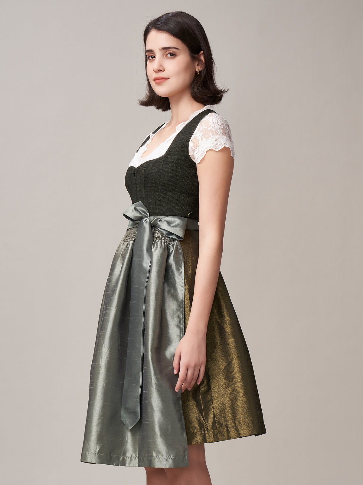 Damen Grün Zwei verdeckte Eingriffstaschen Strukturierter Dirndl DORA